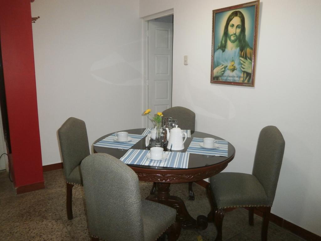 Strenua - Las Quintanas Hostel Τρουχίλο Εξωτερικό φωτογραφία