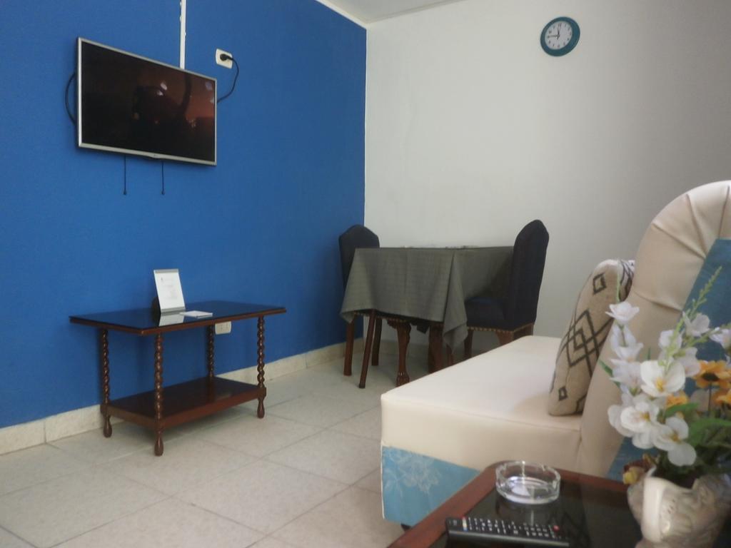Strenua - Las Quintanas Hostel Τρουχίλο Εξωτερικό φωτογραφία