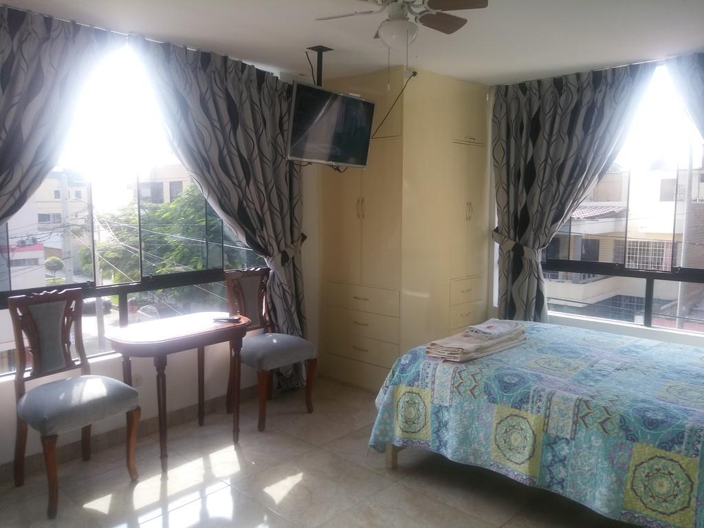 Strenua - Las Quintanas Hostel Τρουχίλο Εξωτερικό φωτογραφία